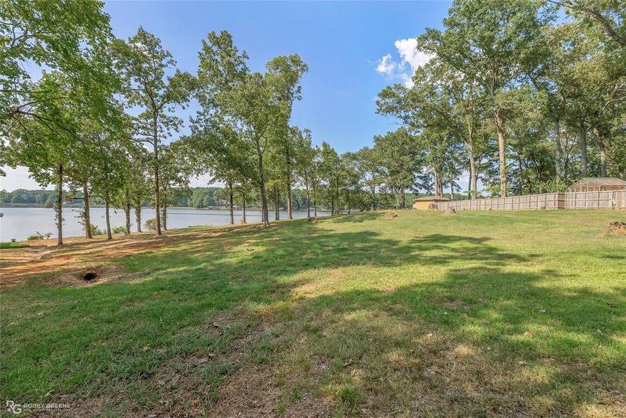 Build your dream home on this .83-acre lot in beautiful Benton! Located on the lake with direct lake access, this property offers a rare opportunity to create your own custom home or lake house in a highly desirable location.