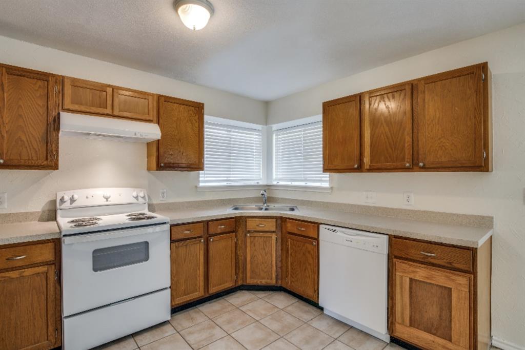 College Park 02 - Residential Lease