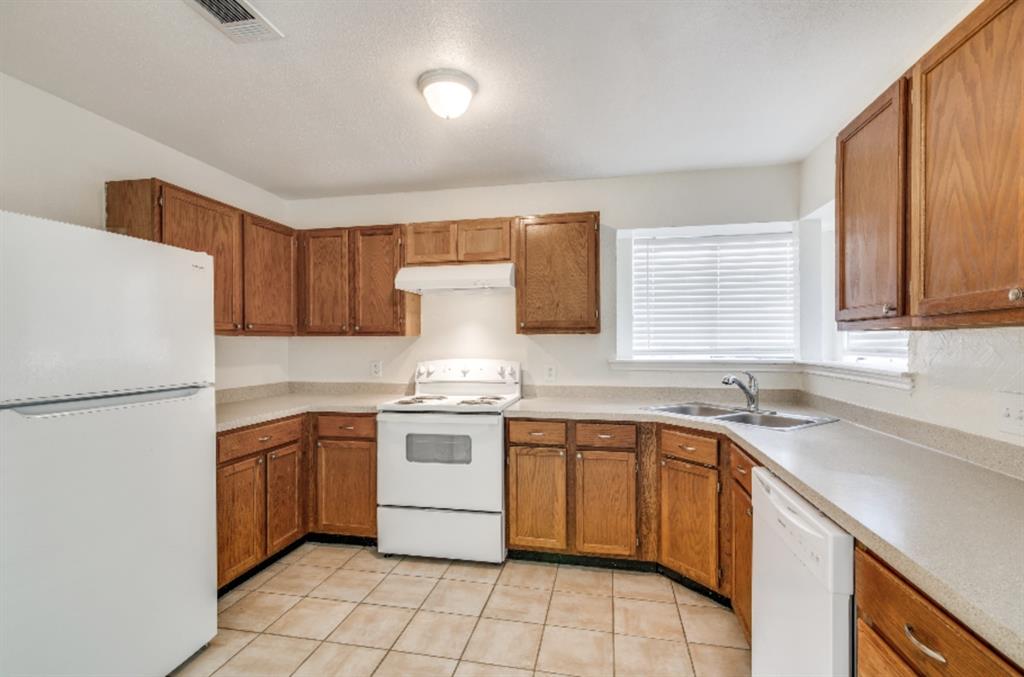 College Park 02 - Residential Lease