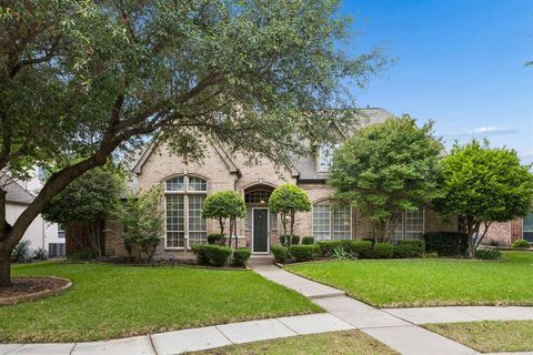 Photo of 6825 Oak Park Lane, Plano, TX 75023 (MLS # 21256292)