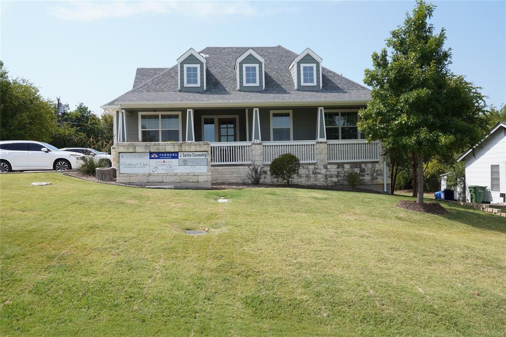 212 E Broadway Street