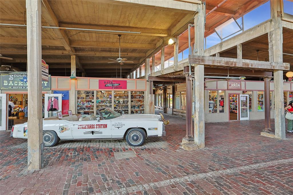 Hulen Trails - Residential