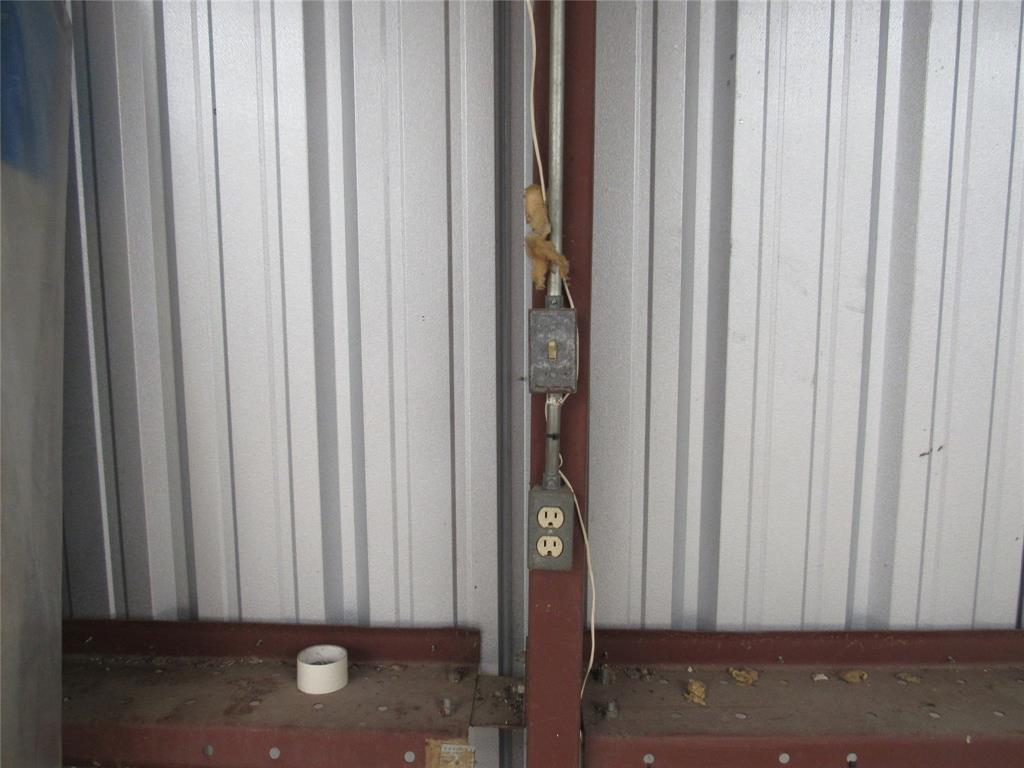 Englewood R E Add - Commercial Lease