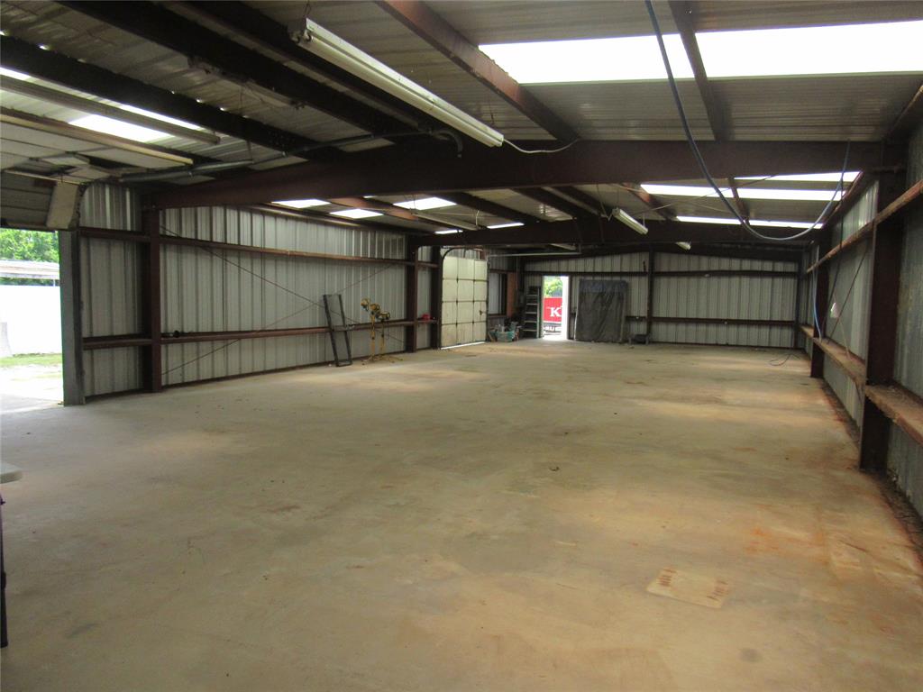 Englewood R E Add - Commercial Lease