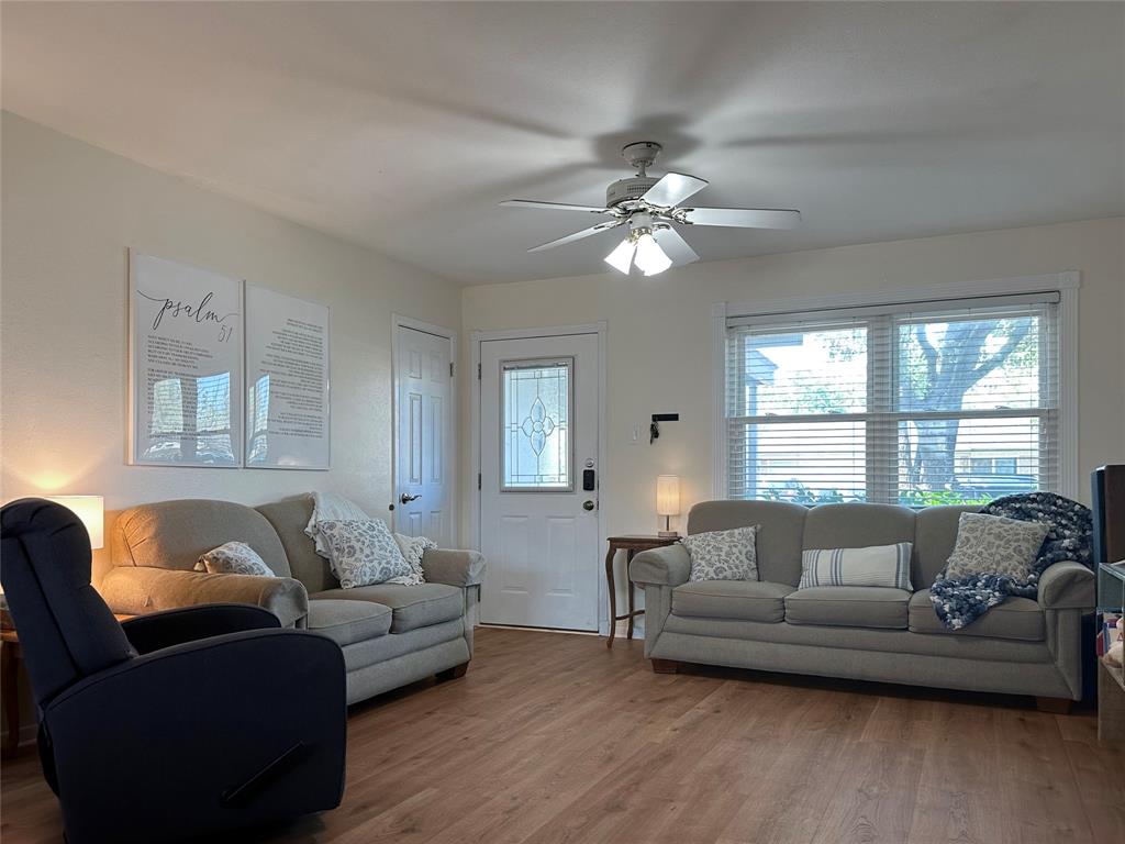 209 Pimlico Way