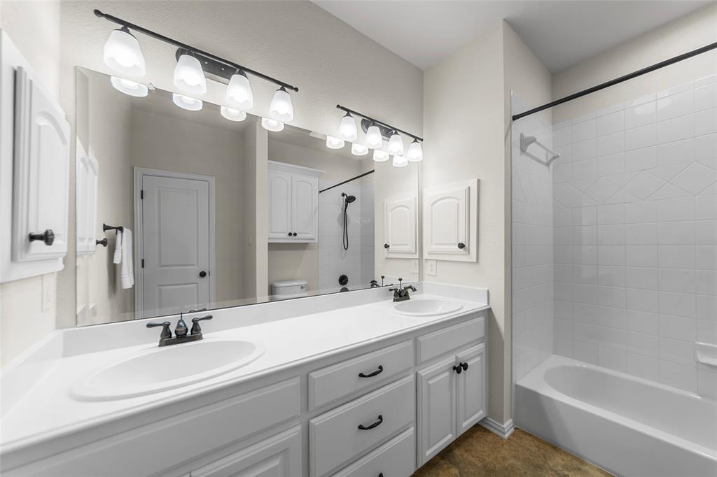 Midway-Lomita - Residential