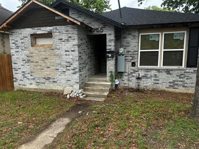 Central Ave - Residential