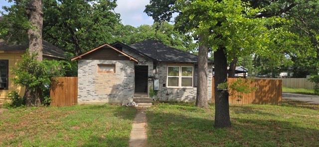 Central Ave - Residential