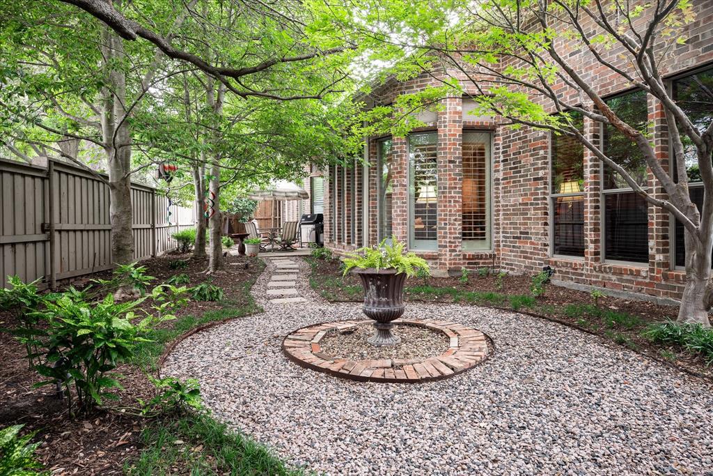 Muirfield Point - Residential