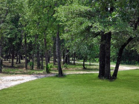 200 PR 2462 Alvord TX 76225