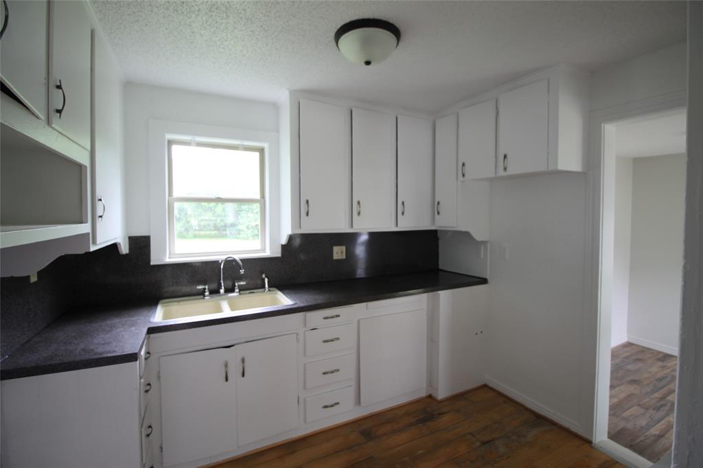 Benbrook Estates Add - Residential
