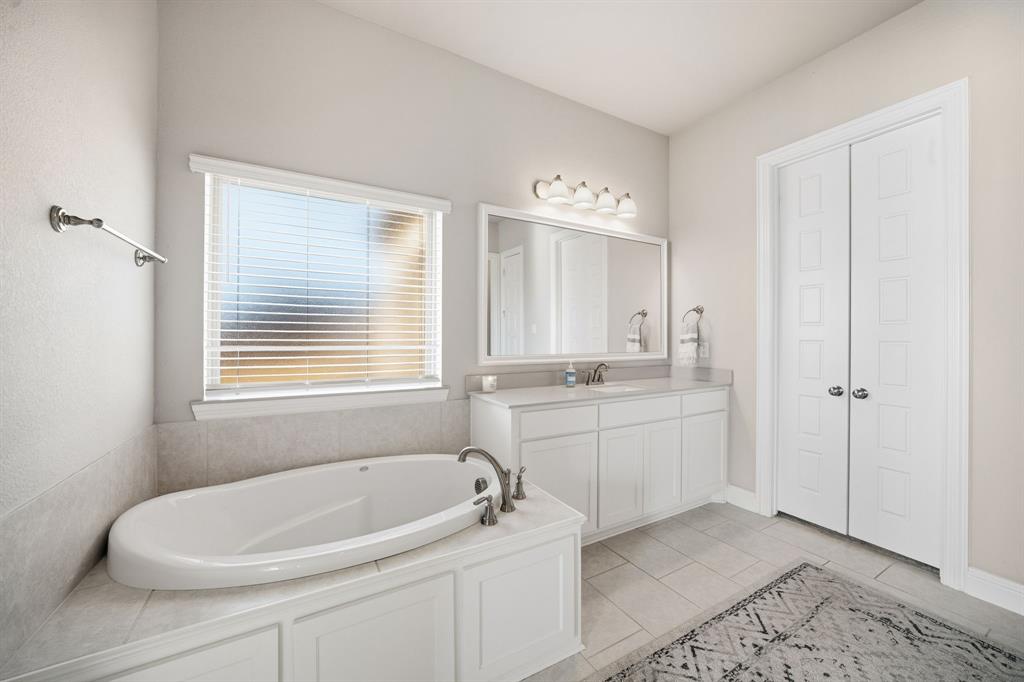 Pioneer Point Ph 4 - Residential