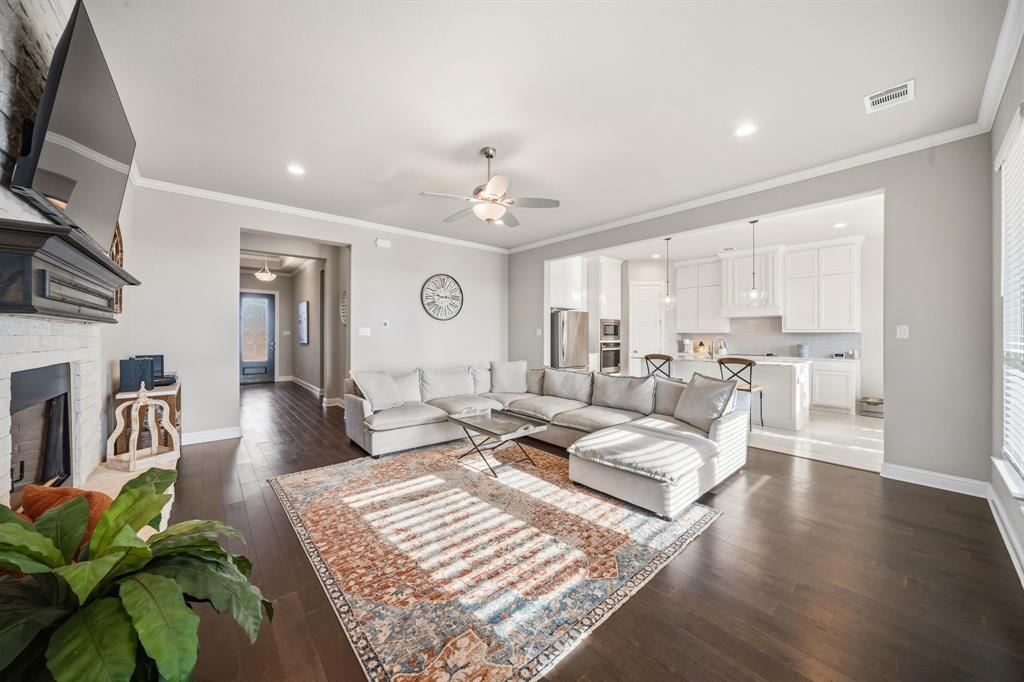 Pioneer Point Ph 4 - Residential