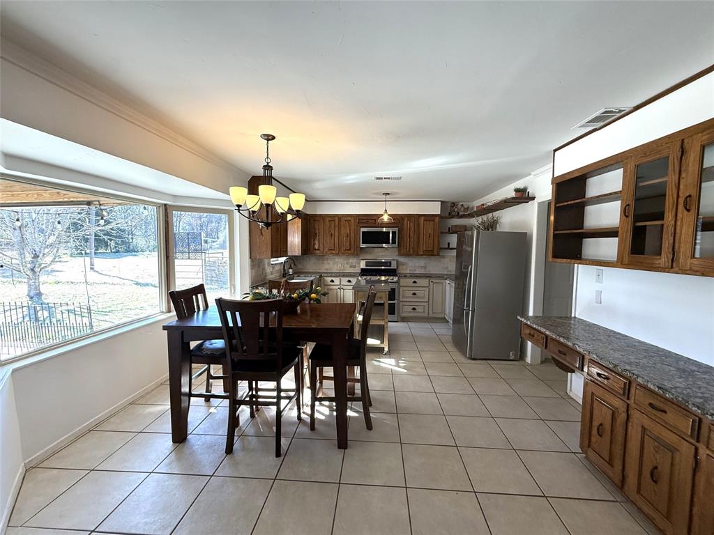 473 County Road Se 3370