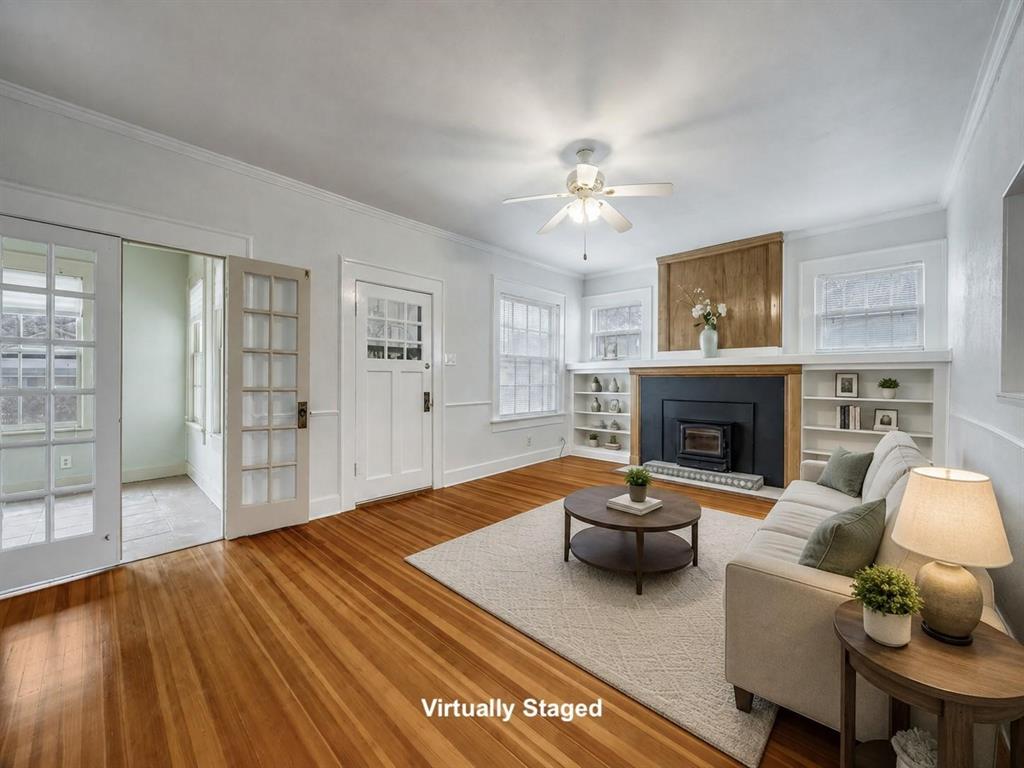 701 Market Street E