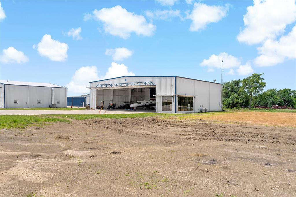 City Of Paris - Commercial Sale