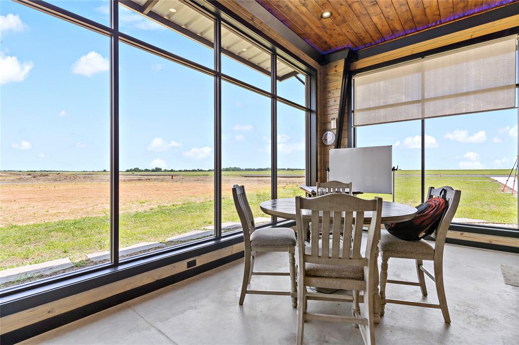 City Of Paris - Commercial Sale