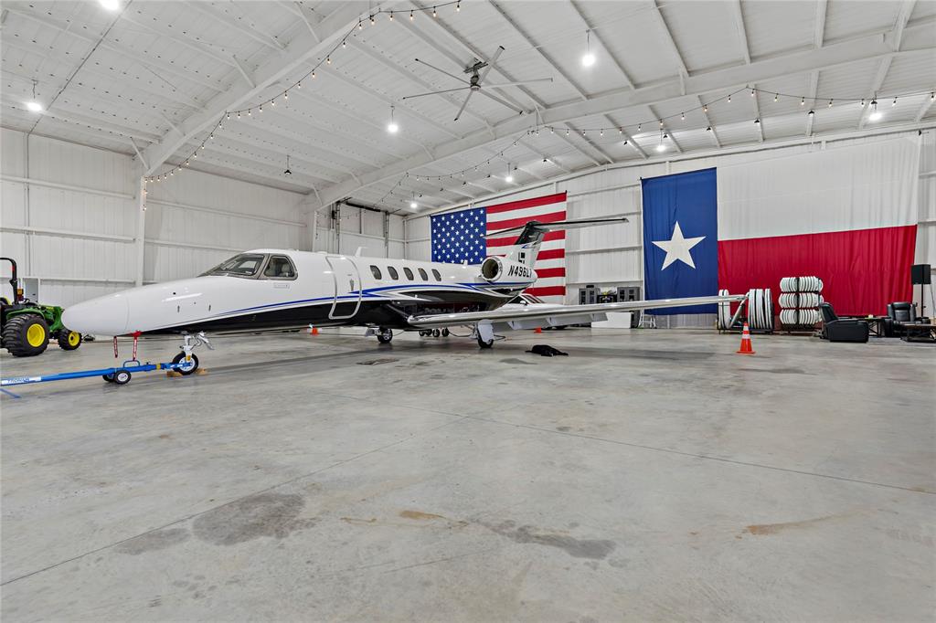 City Of Paris - Commercial Sale