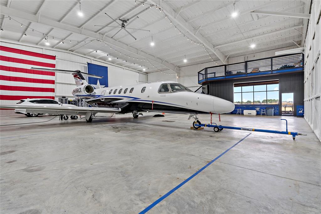 City Of Paris - Commercial Sale