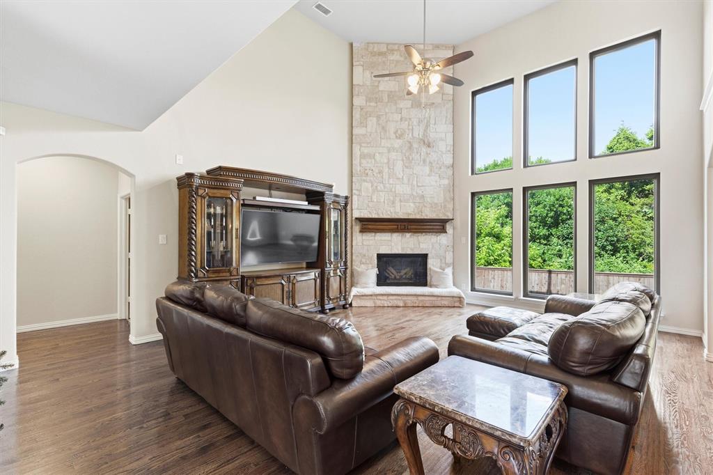 412 Shadow Creek Drive