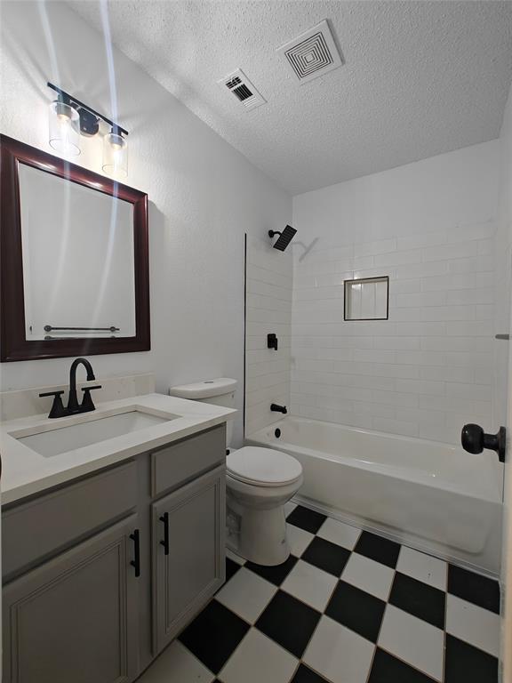 1308 London Drive