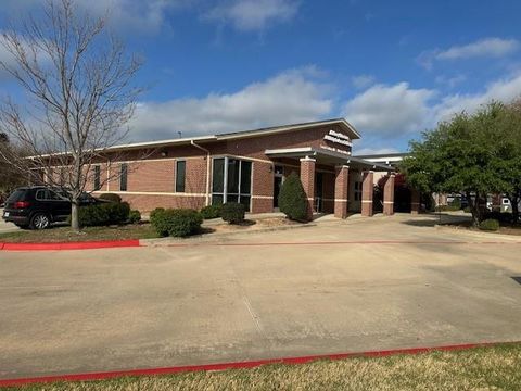 870 NE Loop 286 Paris TX 75460