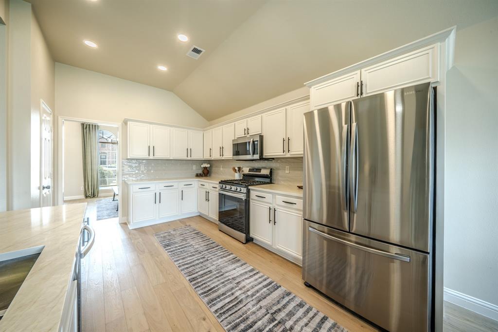801 Cobblestone Drive