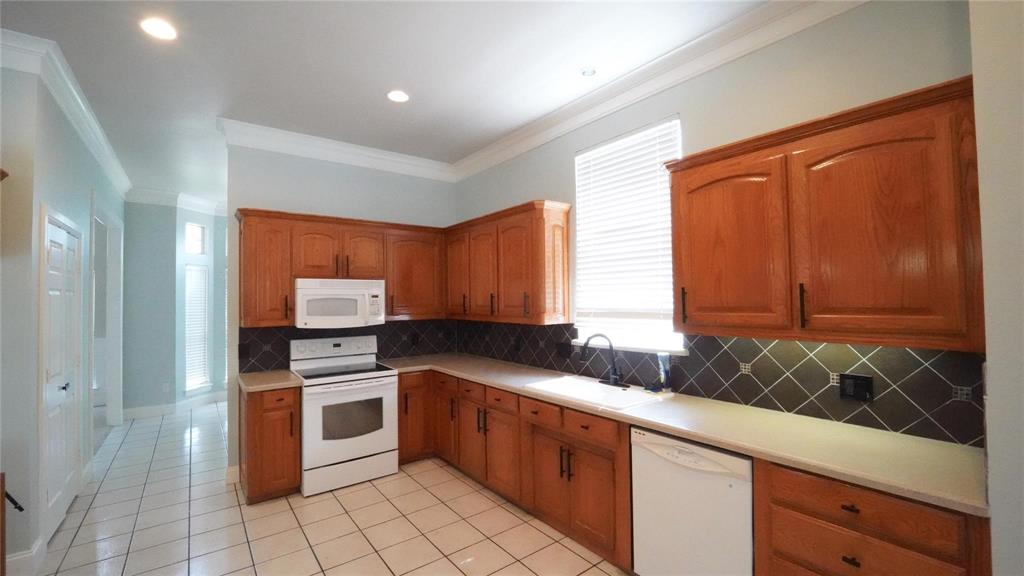 Lake Hills - Residential Lease