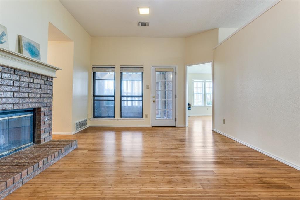 2218 Overview Lane