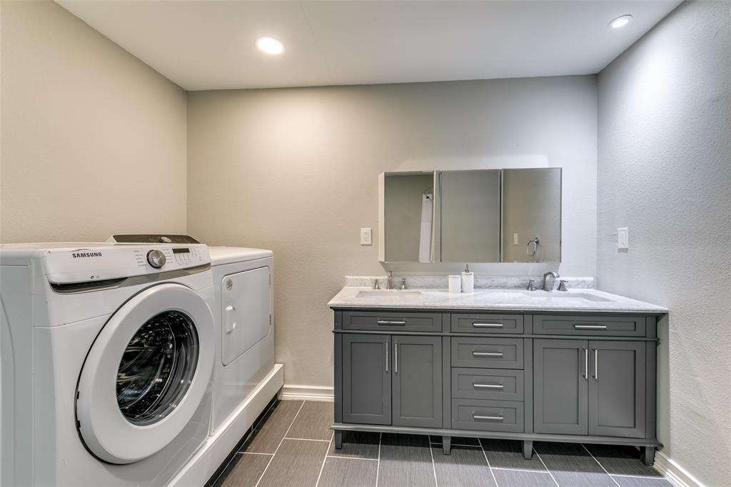 Sun Point - Residential