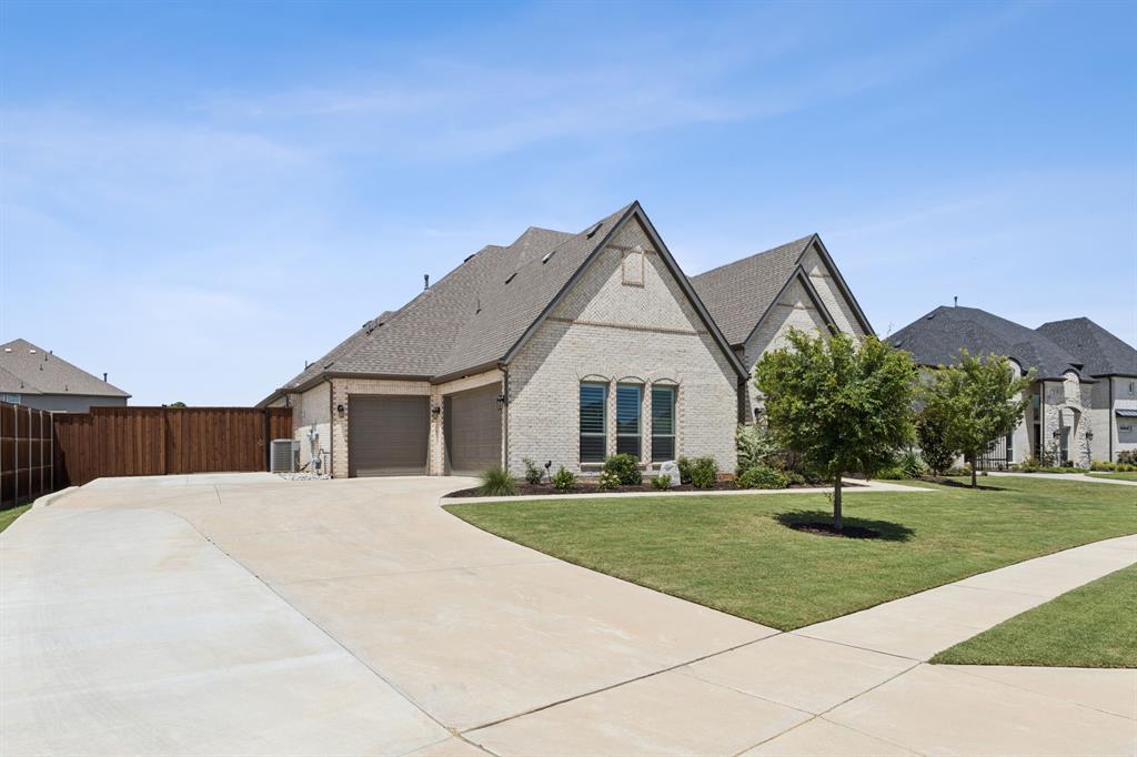 508 Lyon Crest Drive