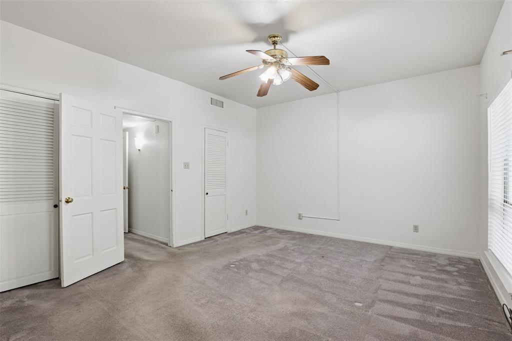 Fountain Royale Orleans W - Residential