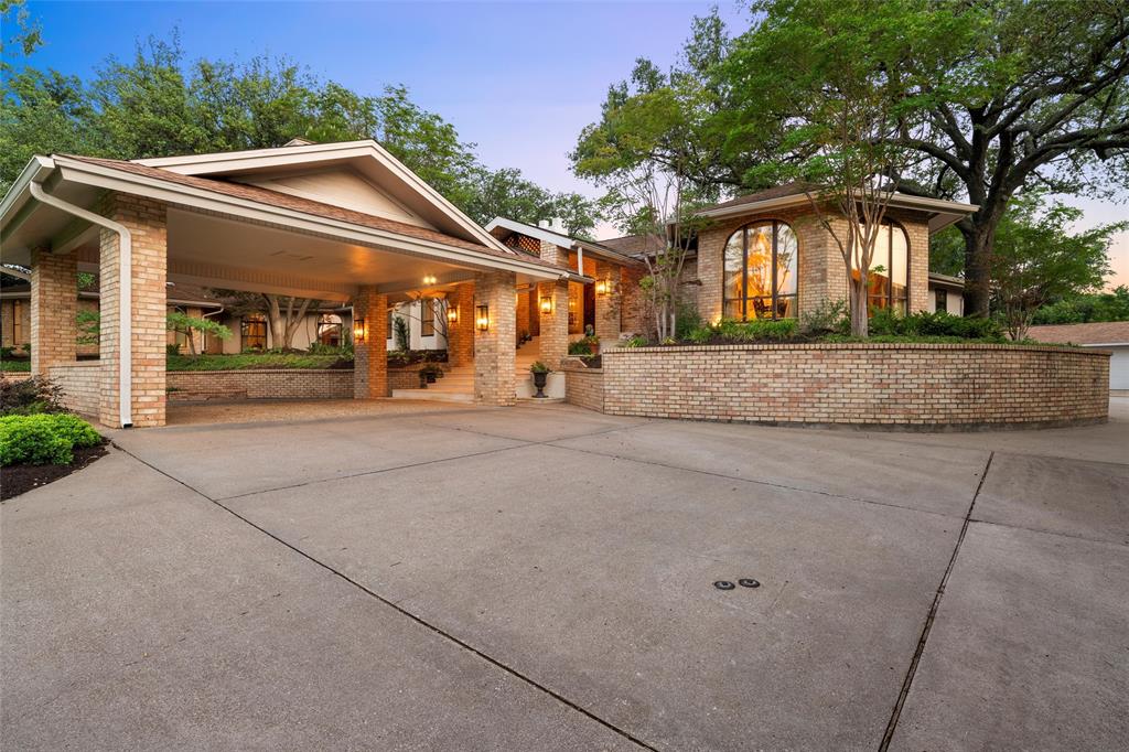 3012 Wood Lake Drive