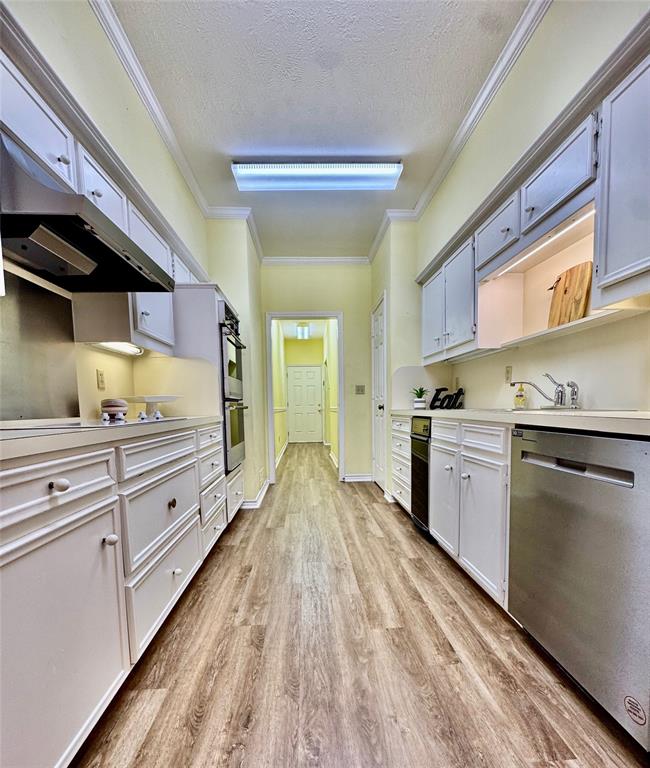 Prestonwood Hillcrest Twnhs - Residential