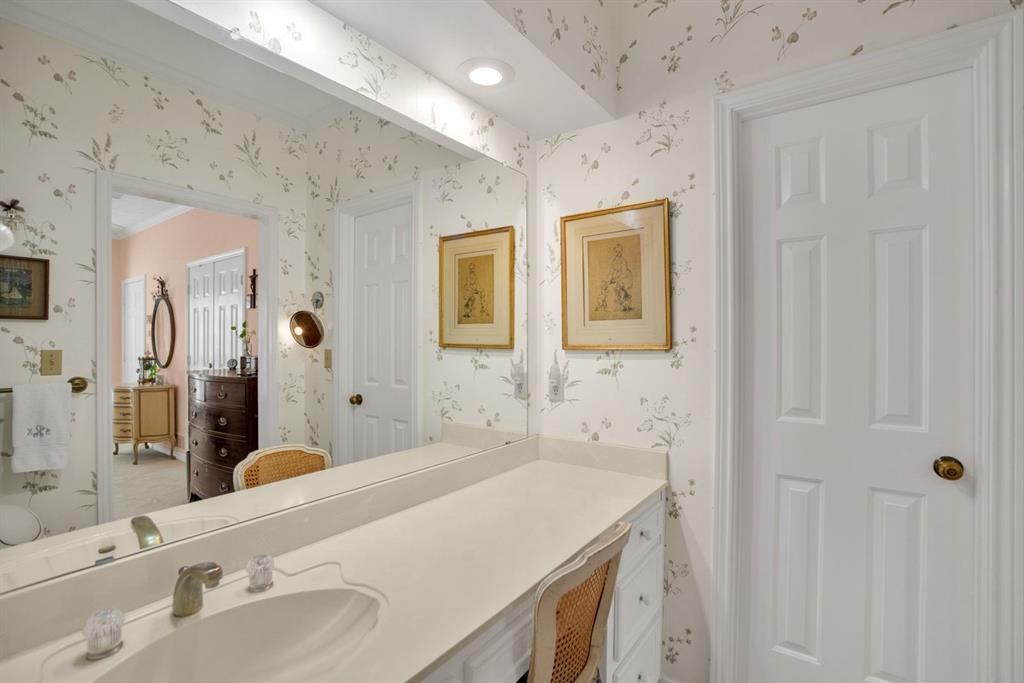 Prestonwood Hillcrest Twnhs - Residential