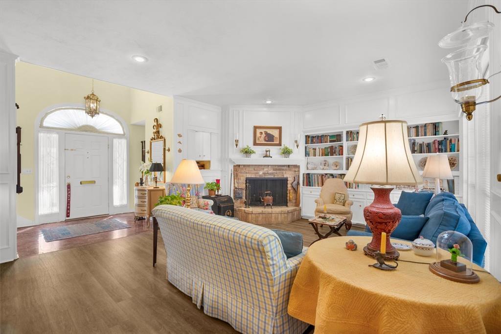 Prestonwood Hillcrest Twnhs - Residential