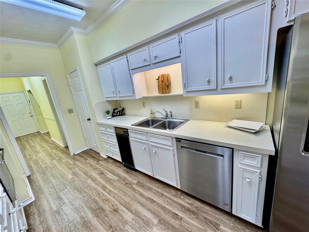 Prestonwood Hillcrest Twnhs - Residential