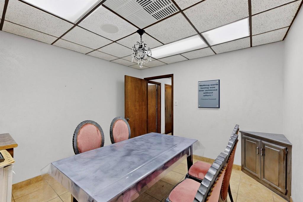 Pecan Oaks Sc Beltline-Guthrie - Commercial Lease