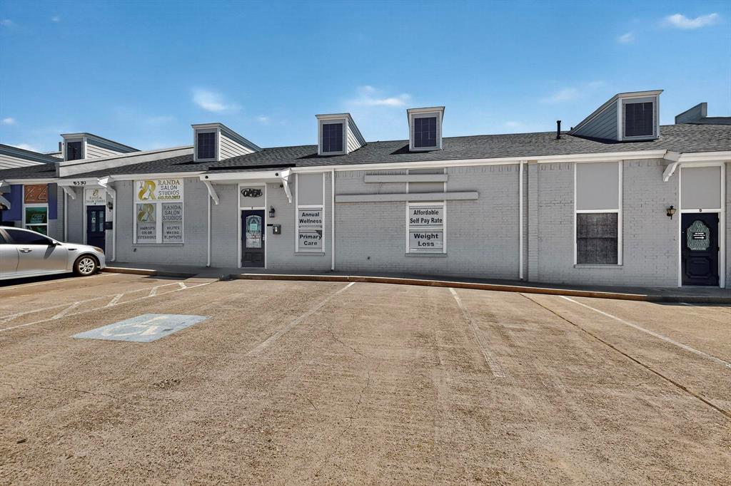 Pecan Oaks Sc Beltline-Guthrie - Commercial Lease