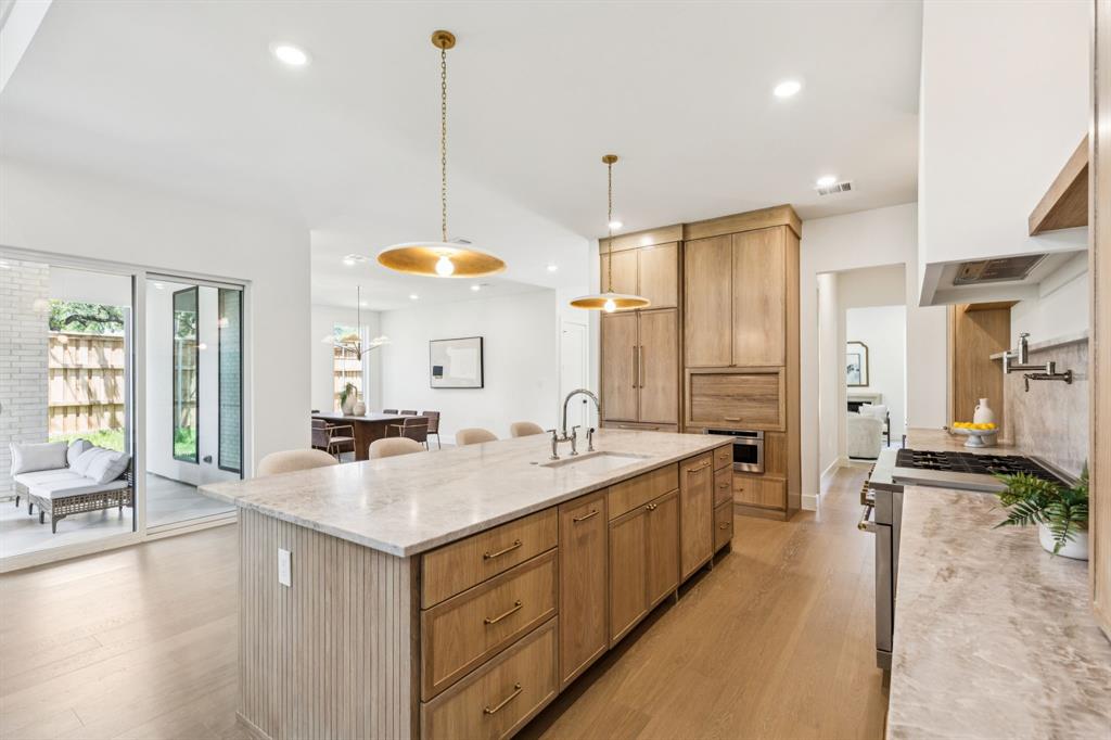 NORTH RIDGE PARK - Residential