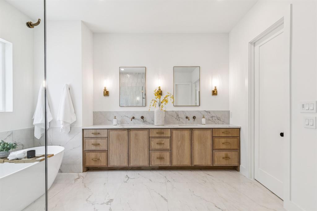 NORTH RIDGE PARK - Residential