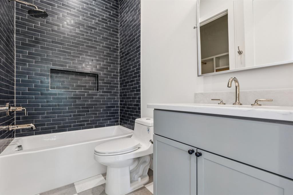 NORTH RIDGE PARK - Residential