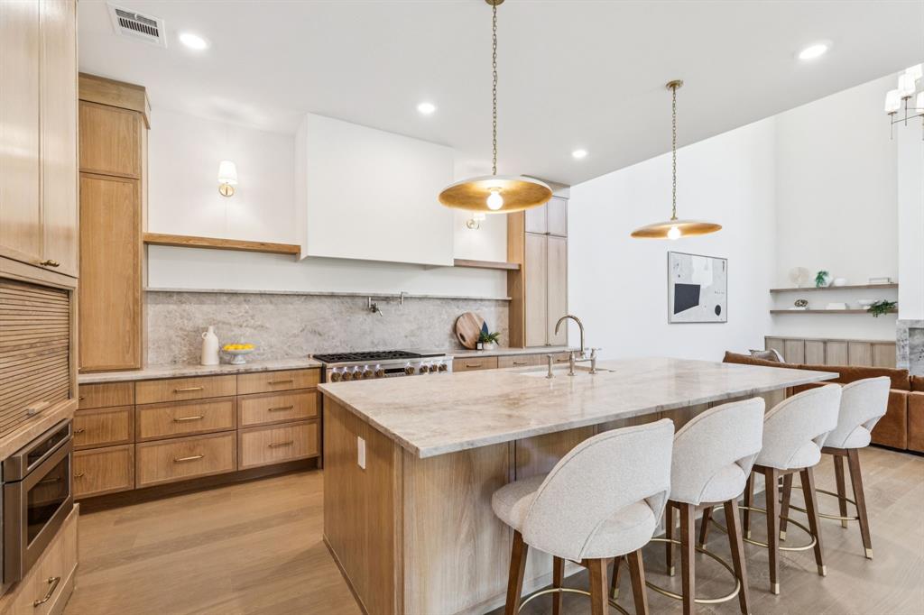 NORTH RIDGE PARK - Residential