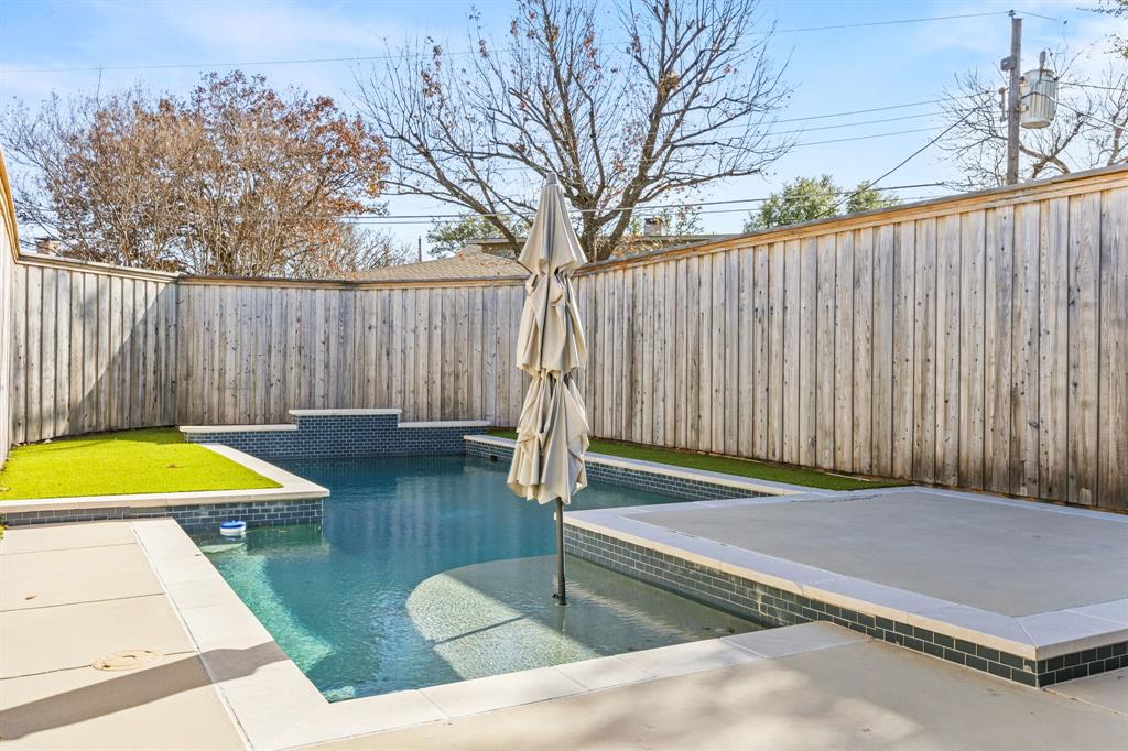 Crest Meadows Estates - Residential