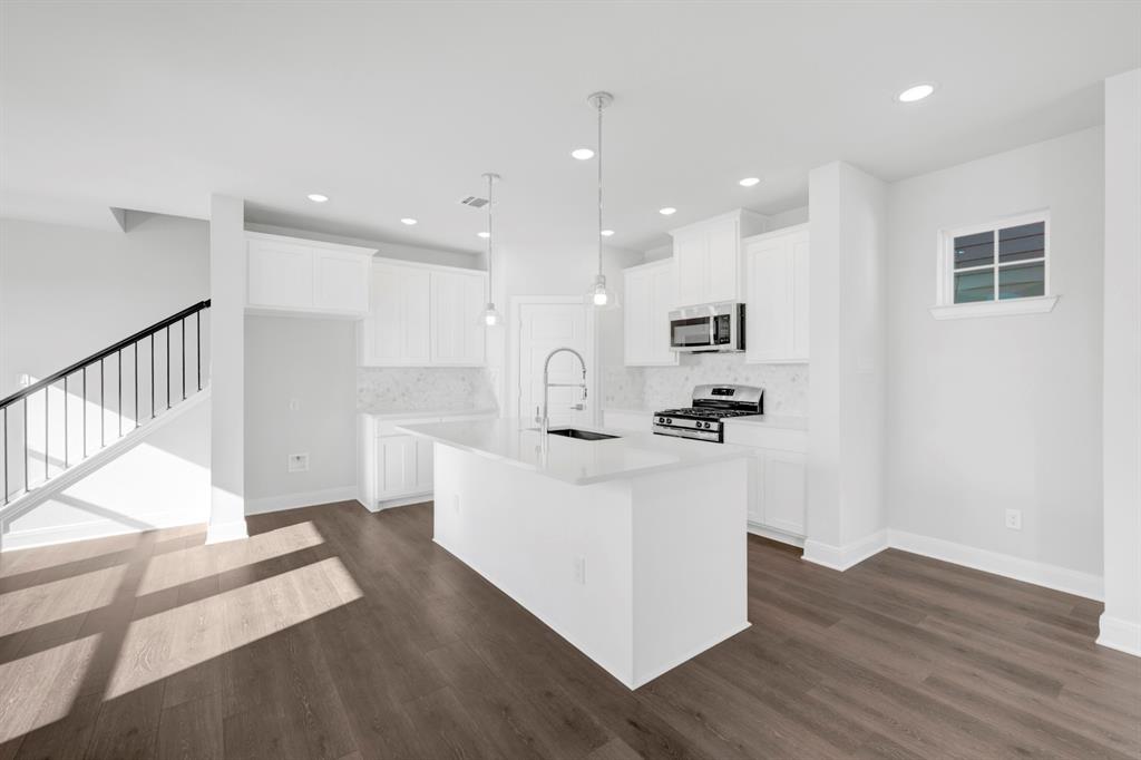 Painted Tree-Woodland West - Residential