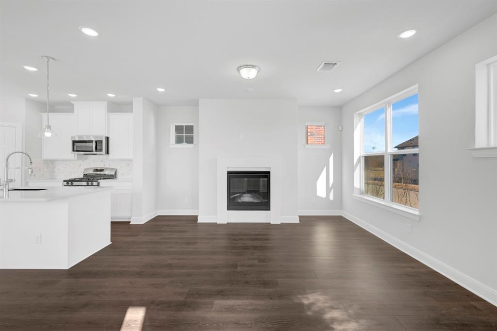 Painted Tree-Woodland West - Residential