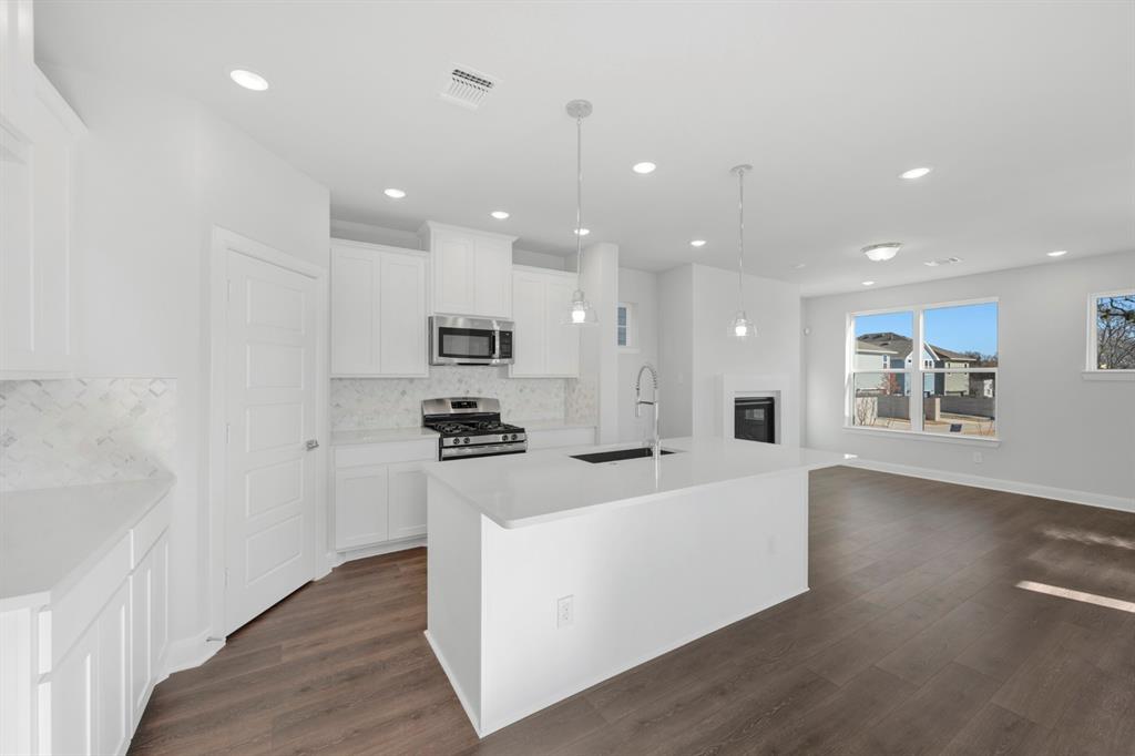 Painted Tree-Woodland West - Residential