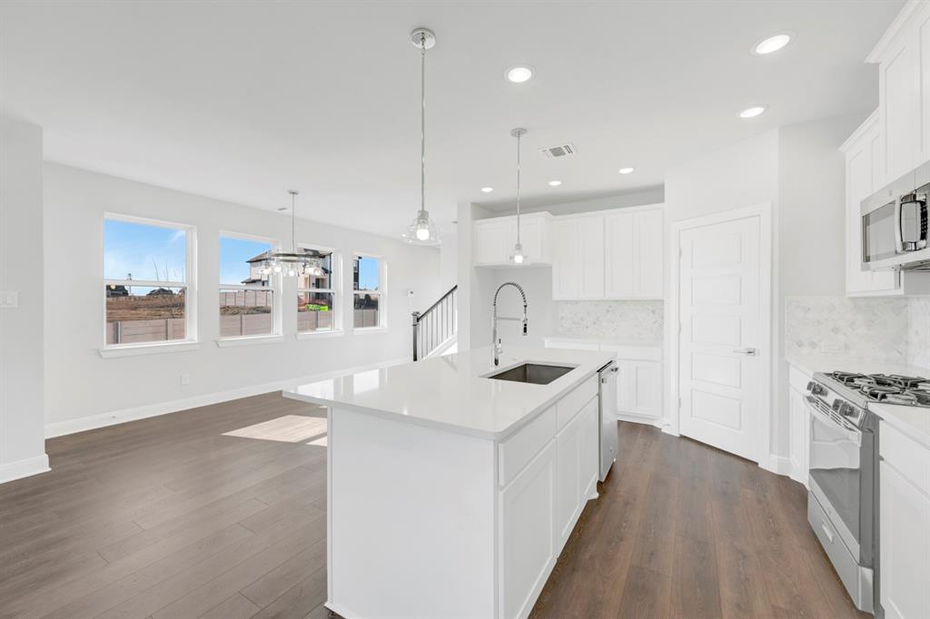 Painted Tree-Woodland West - Residential