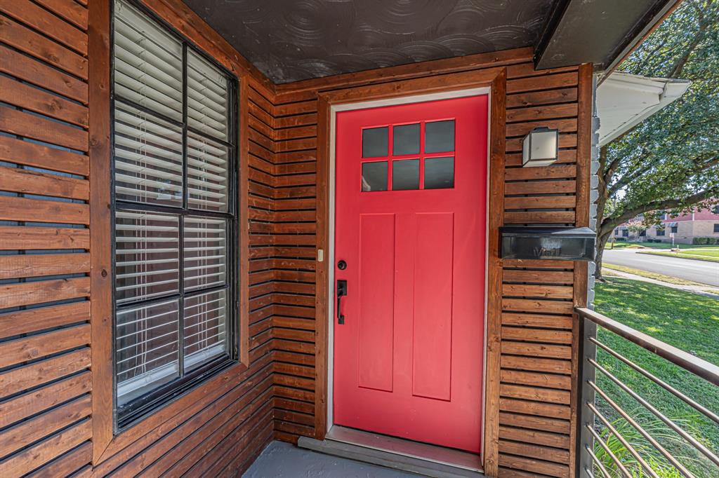 Lochwood Instl Add 03 - Residential Income