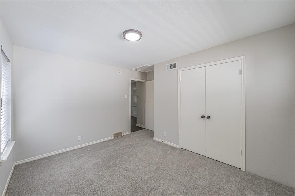 Lochwood Instl Add 03 - Residential Income